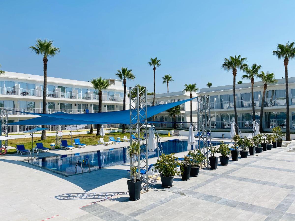 Lysithea Hotel Larnaca Extérieur photo