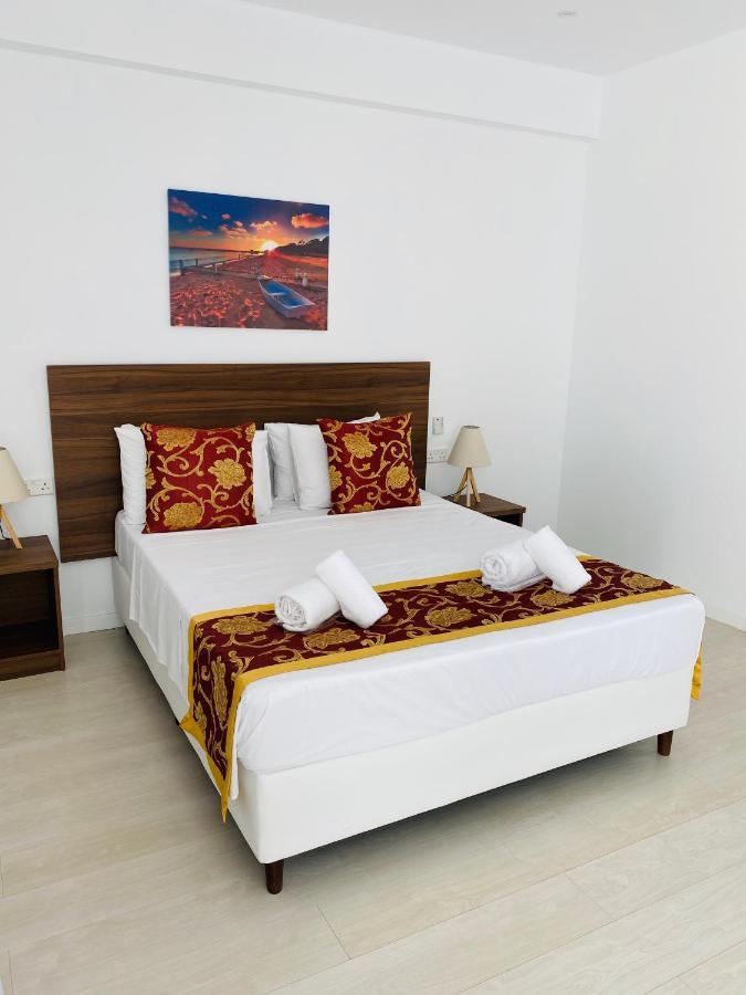 Lysithea Hotel Larnaca Extérieur photo