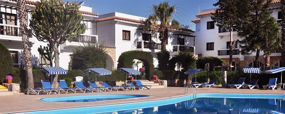 Lysithea Hotel Larnaca Extérieur photo