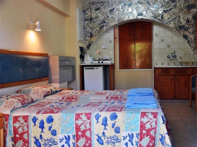 Lysithea Hotel Larnaca Extérieur photo