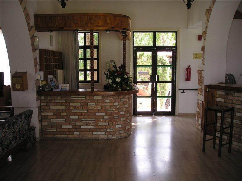 Lysithea Hotel Larnaca Extérieur photo
