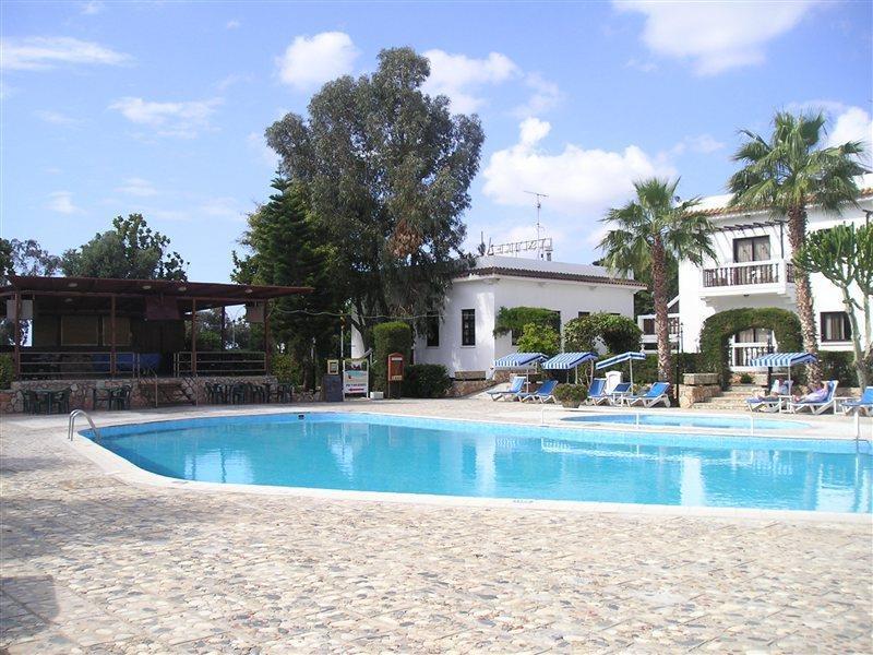 Lysithea Hotel Larnaca Extérieur photo