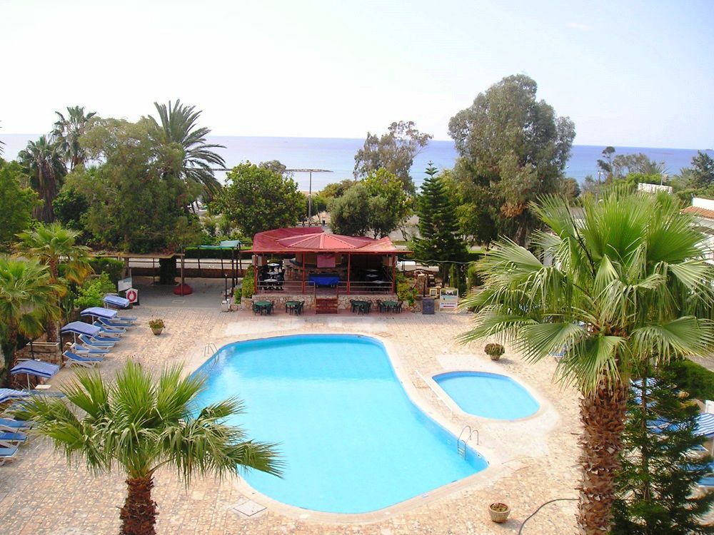 Lysithea Hotel Larnaca Extérieur photo