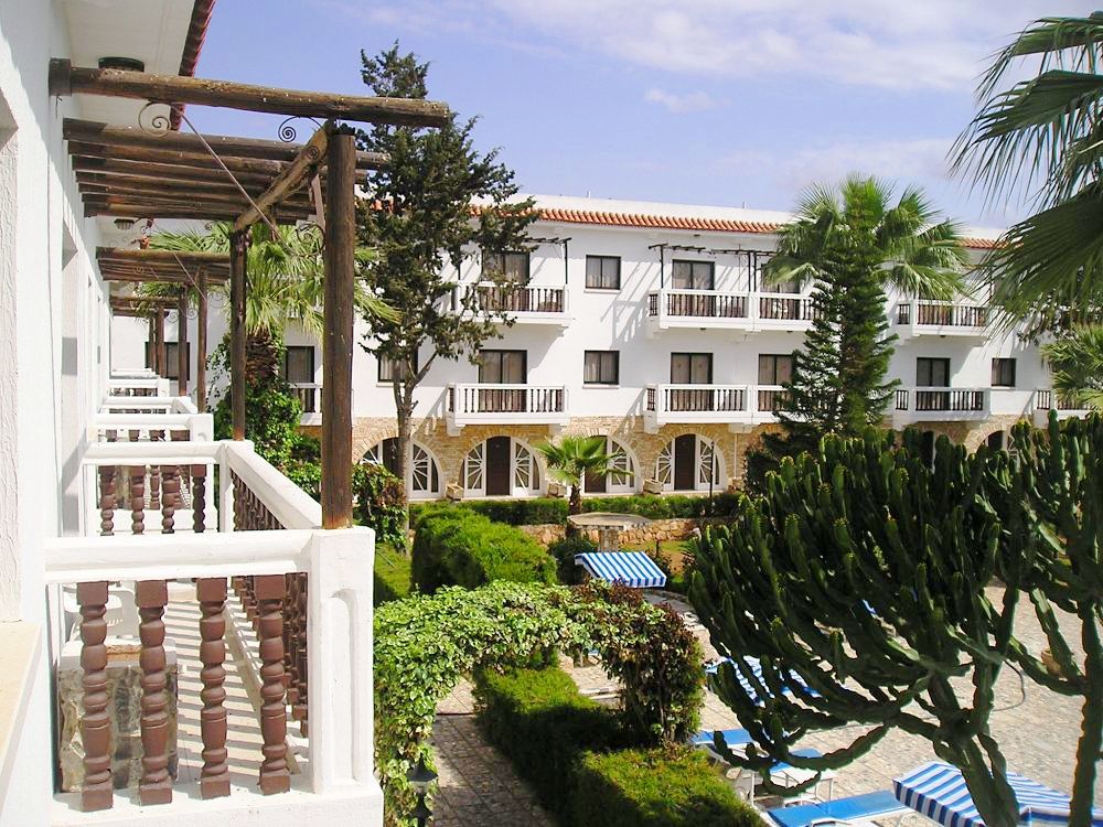 Lysithea Hotel Larnaca Extérieur photo