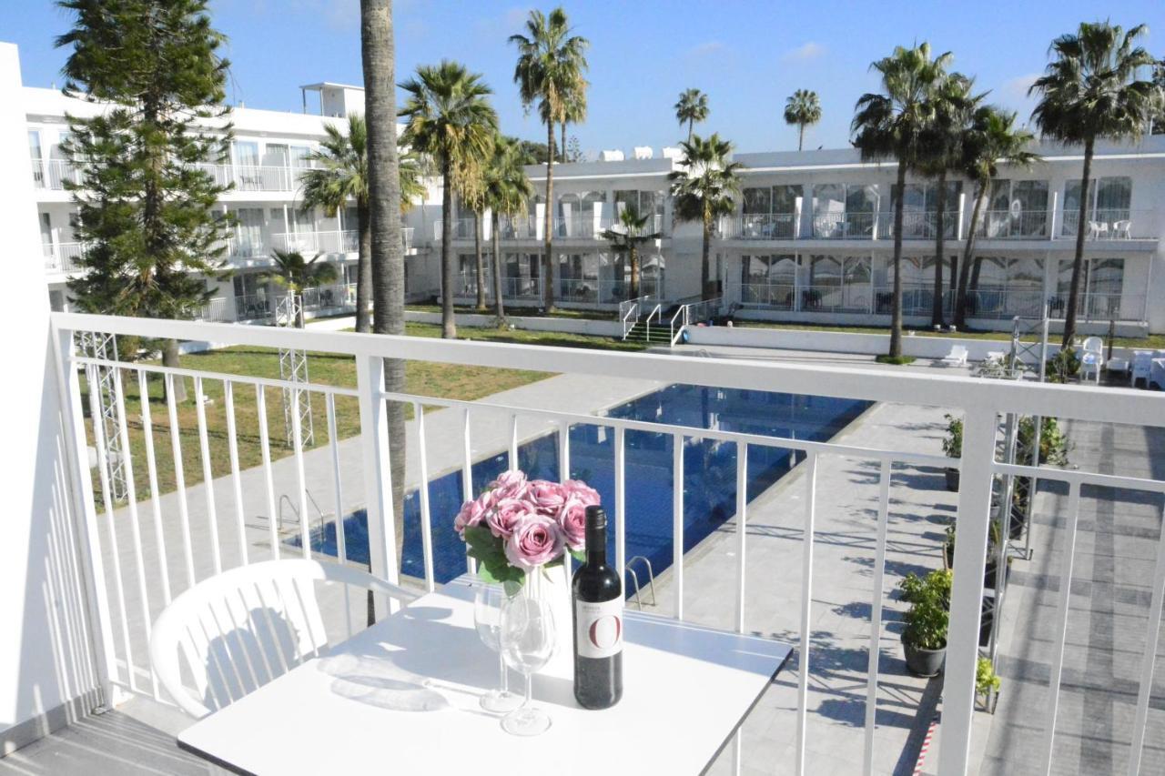 Lysithea Hotel Larnaca Extérieur photo